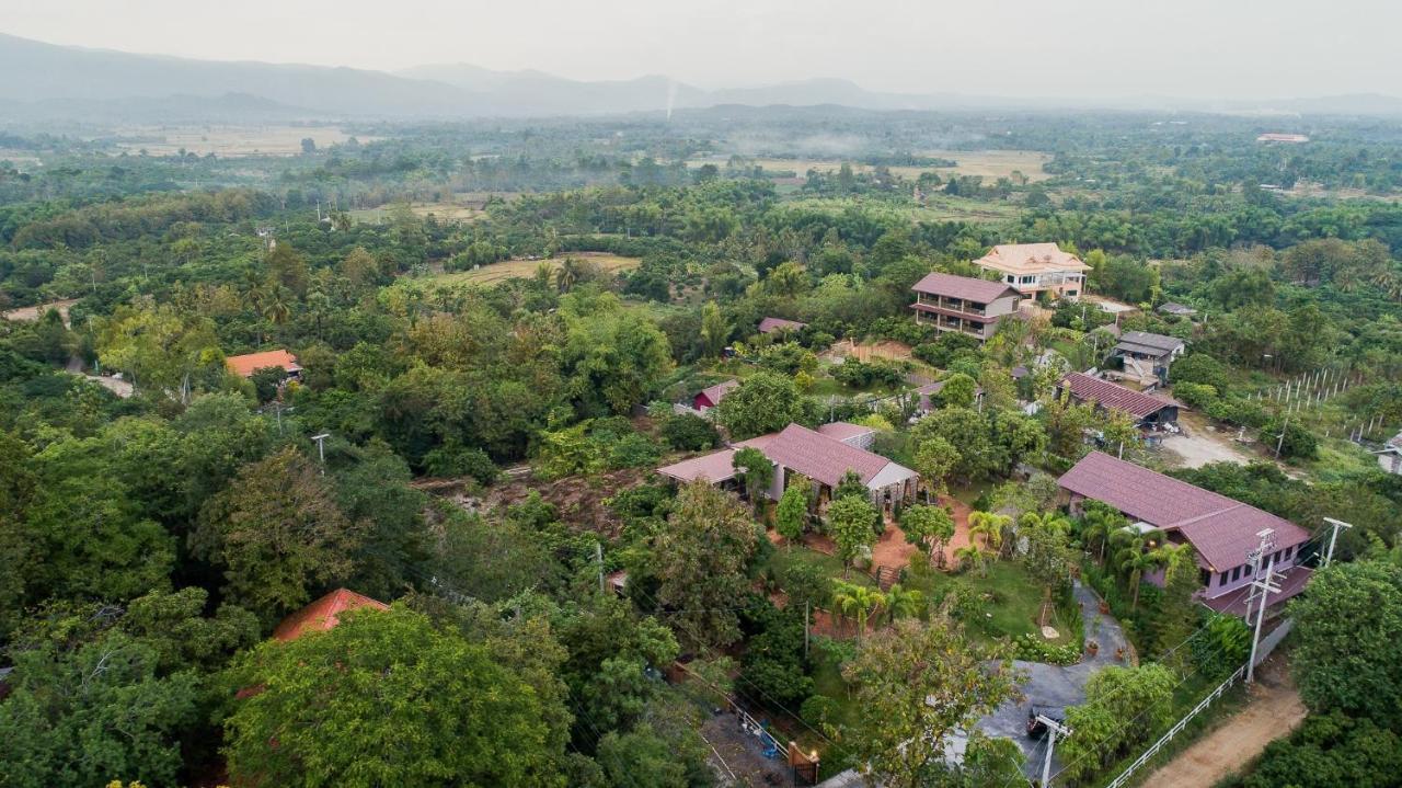 Thanburi Resort Chom Thong Exterior foto