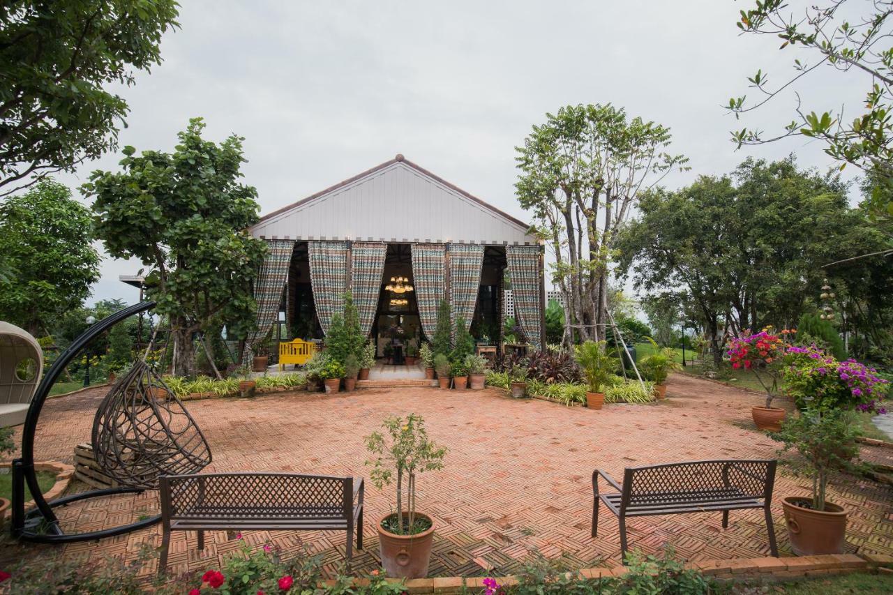 Thanburi Resort Chom Thong Exterior foto